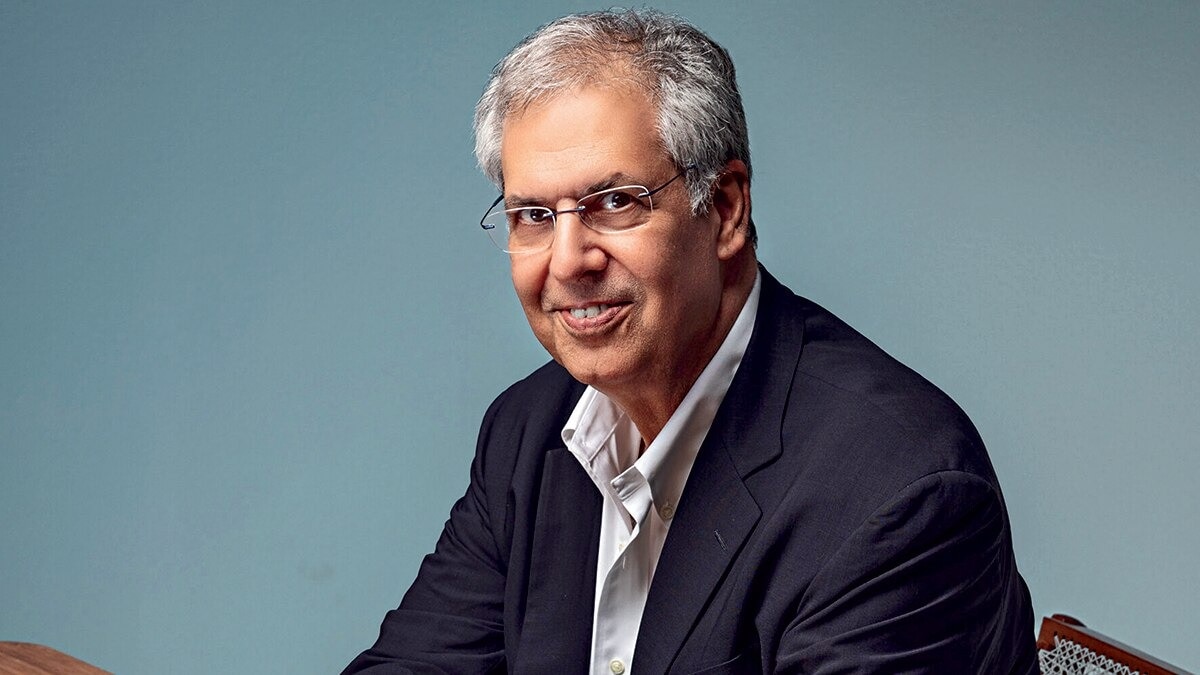 From a loss of Rs 18.73 crore in FY14, Noel's Trent delivered a profit of Rs 129.43 crore in FY15, even as sales fell marginally to Rs 2,236.76 crore.